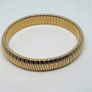 Avon Flexible Bangle Bracelet Gold tone Vintage